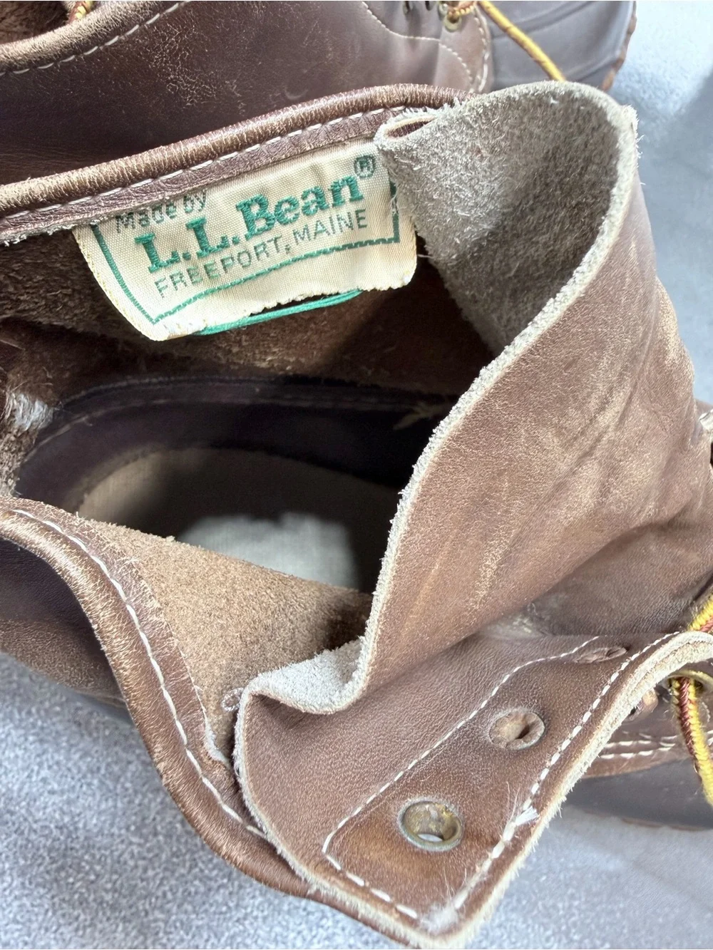 L.L.Bean VNTG made in USA sz 10 W Maine Hunting Duck Shoes